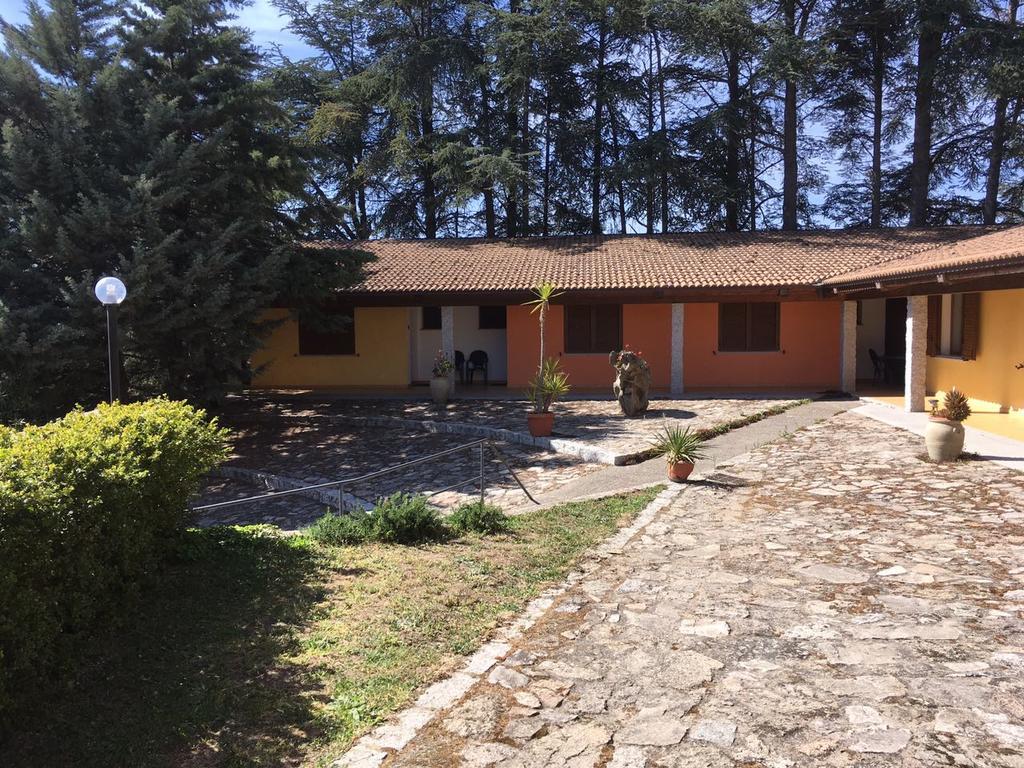 Agriturismo Usurtala Orani Bagian luar foto
